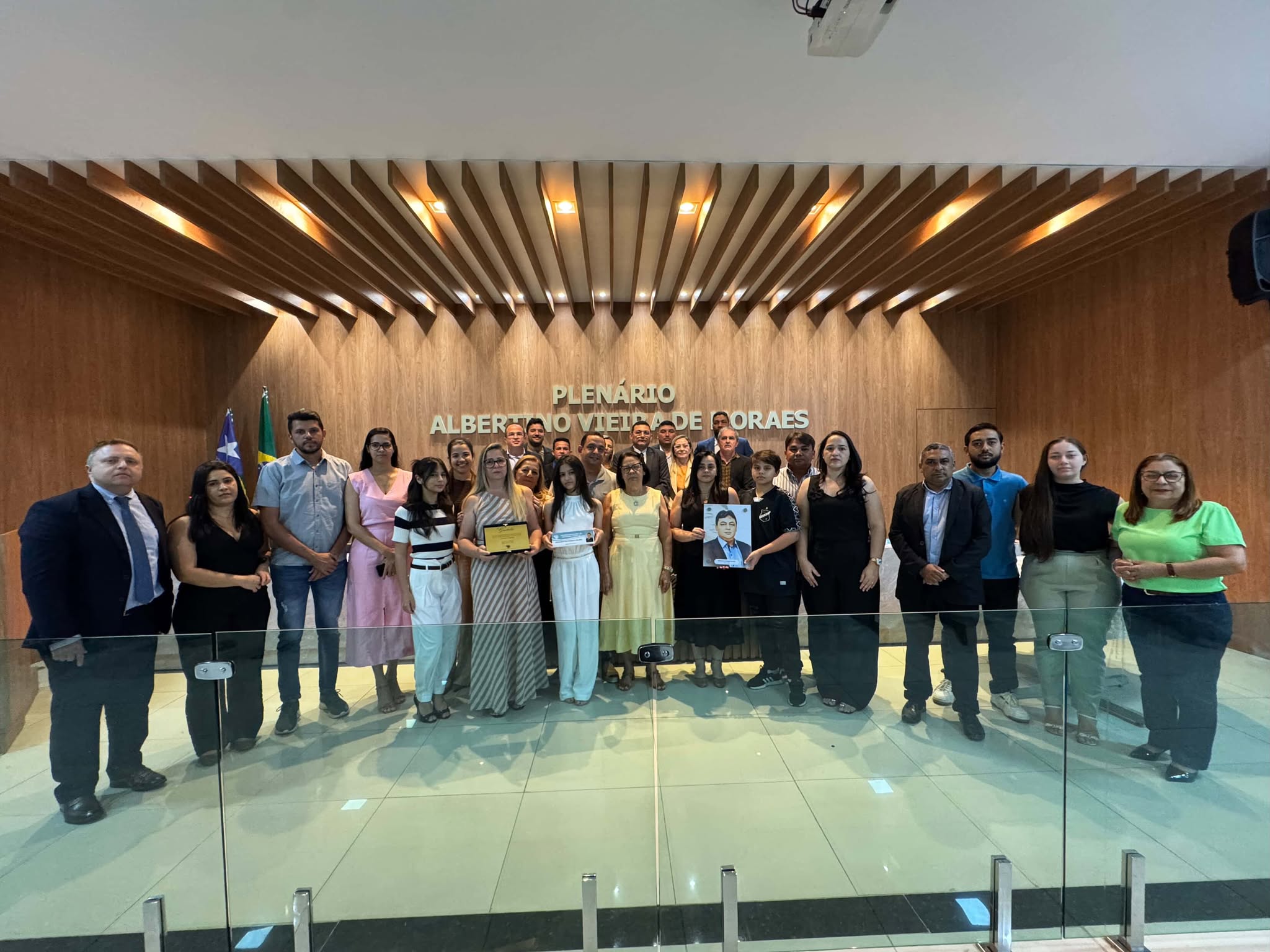 Câmara de Demerval Lobão faz homenagem ao vereador Mavilson Veloso