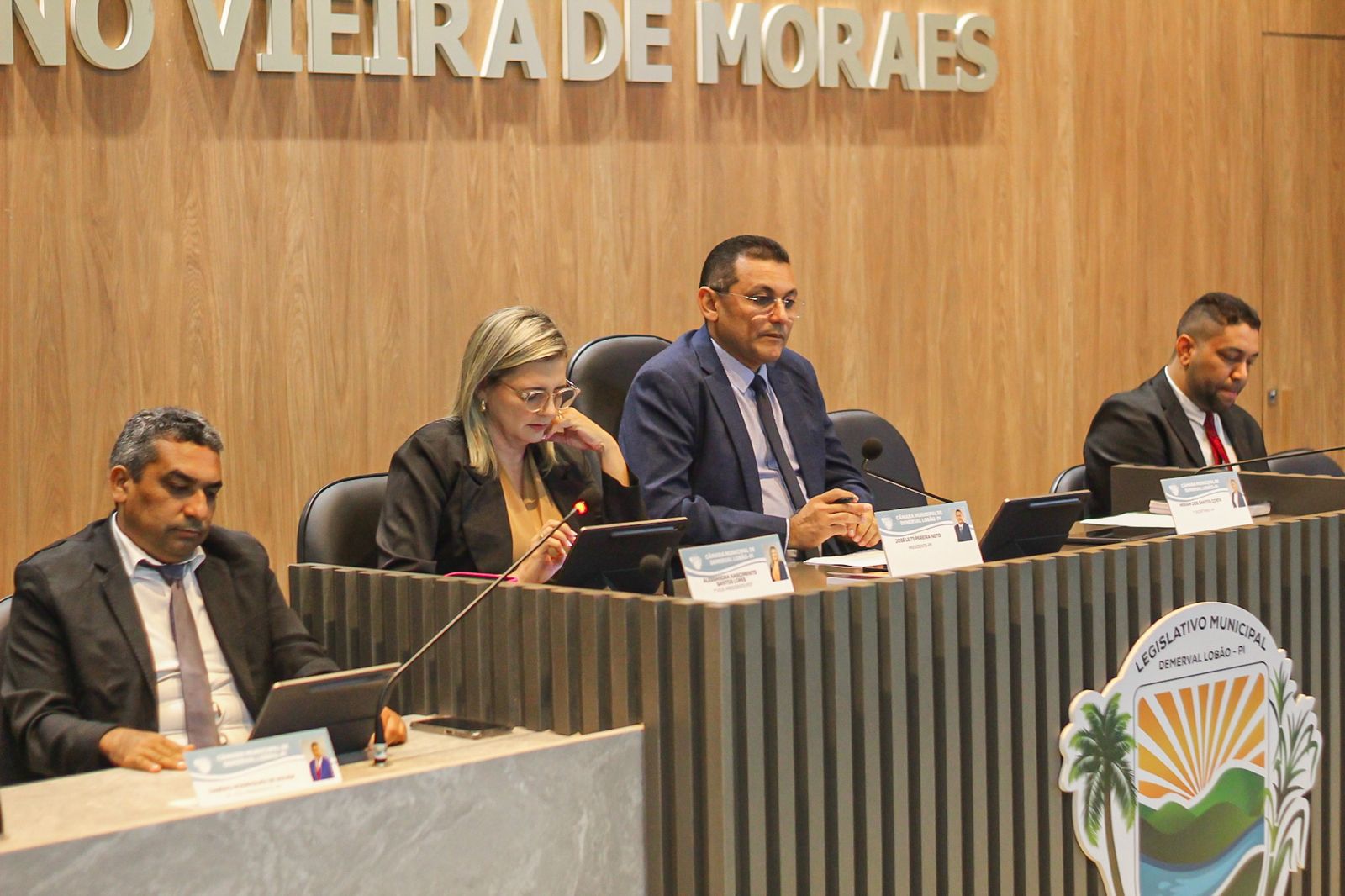 Câmara Municipal realiza 25ª Sessão Ordinária com apresentação de indicações e análise de projetos na área de segurança pública