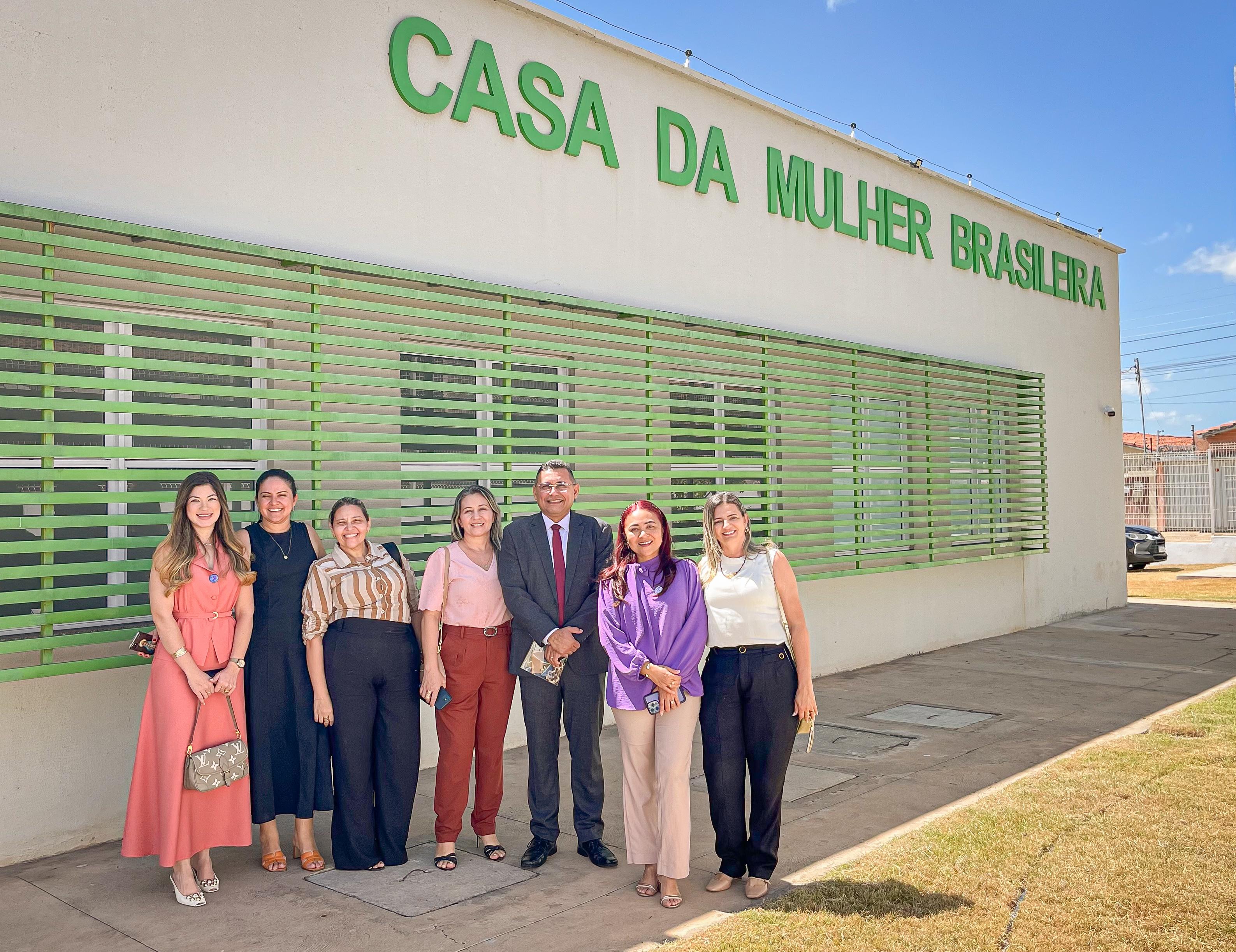 Procuradoria da Mulher da Câmara Municipal visita a Casa da Mulher Brasileira em Teresina