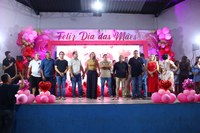 Vereadores participam da tradicional Festa das Mães no município